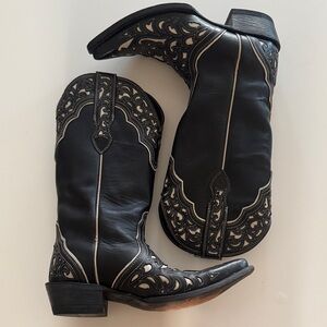 ariat cowboy boots